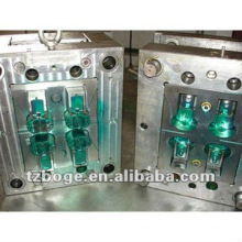 4 cavities plastic bottle cap mould